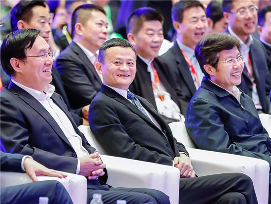 中国企业家俱乐部主席、阿里巴集团董事局主席马云